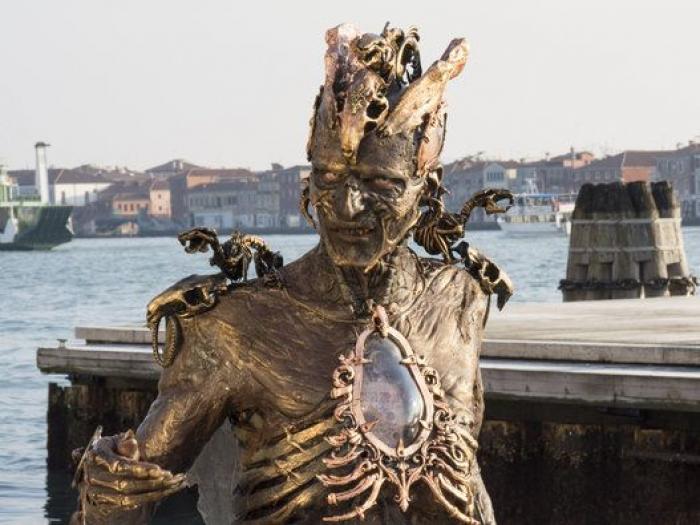 Máscaras, zombies y góndolas: arranca el Carnaval de Venecia 2016