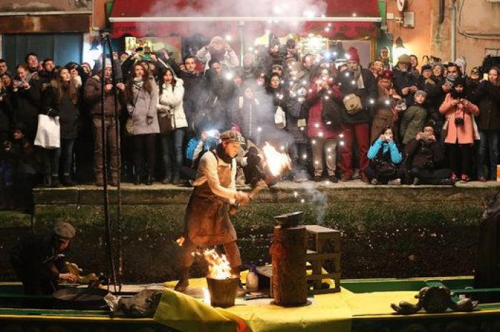 Máscaras, zombies y góndolas: arranca el Carnaval de Venecia 2016