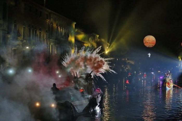 Máscaras, zombies y góndolas: arranca el Carnaval de Venecia 2016