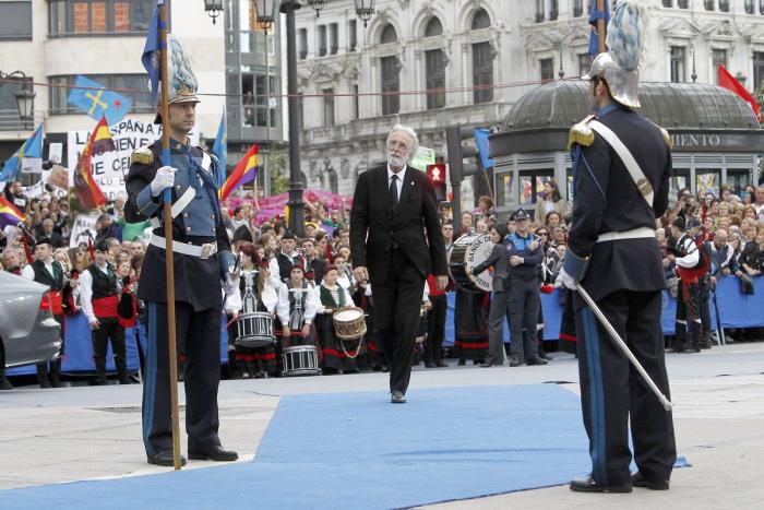 El príncipe reivindica la "gran nación" de España y llama a no repetir "los errores" del pasado