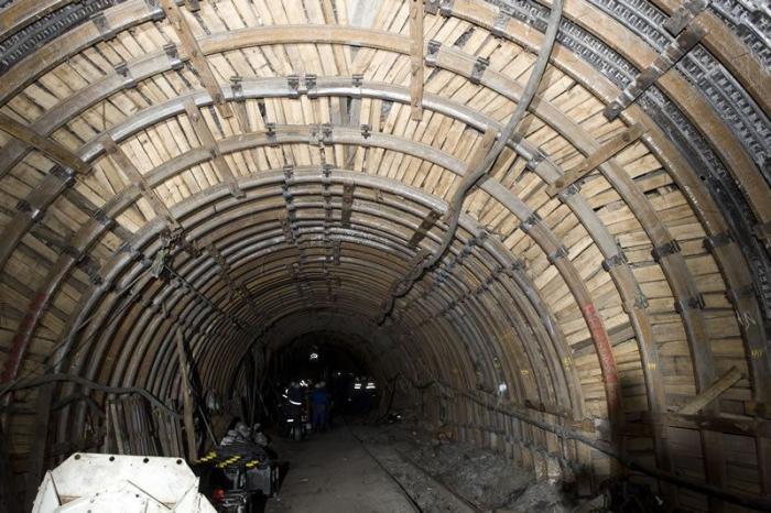 Pozo Emilio del Valle: Una mina de 694 metros de profundidad inaugurada hace 19 años (FOTOS)