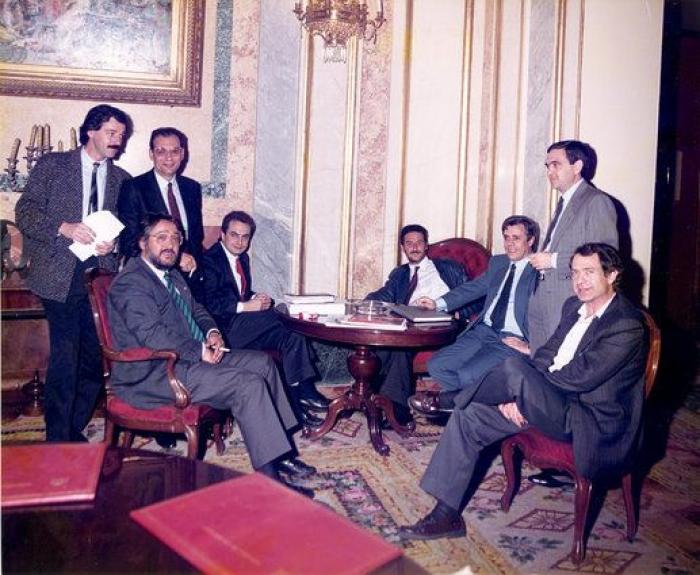 Zapatero no tiene problemas en mojarse y hablar así de Pedro Sánchez