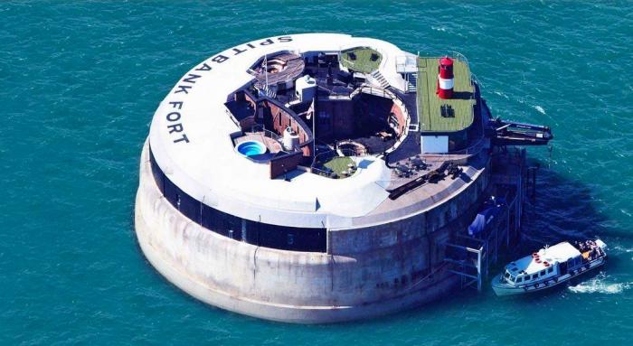 Deja flipando a medio Twitter al fijarse en un detalle de este edificio de la Gran Vía: maravilloso