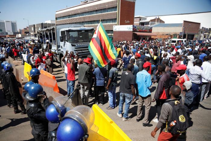 Seis muertos en Zimbabue durante las protestas tras las primeras elecciones presidenciales sin Mugabe
