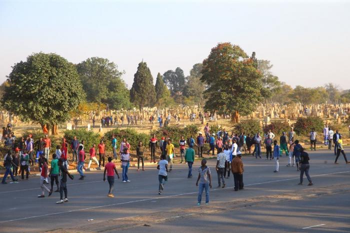 Seis muertos en Zimbabue durante las protestas tras las primeras elecciones presidenciales sin Mugabe