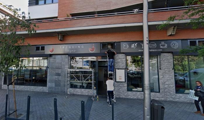 Cachondeo por el nombre del dueño de un restaurante de Madrid que ha aparecido en 'The New York Times'