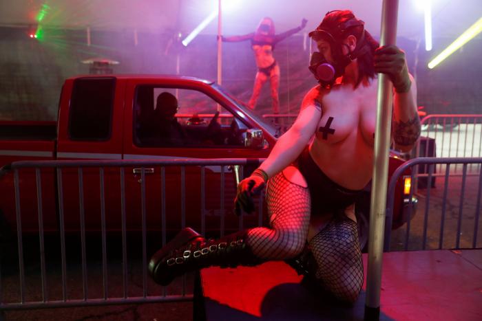 Sexo sin lengua ni posturas cara a cara: la recomendación del Instituto Andaluz de Sexología