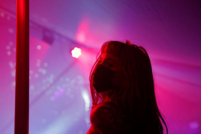 Sexo sin lengua ni posturas cara a cara: la recomendación del Instituto Andaluz de Sexología