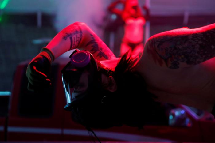 Sexo sin lengua ni posturas cara a cara: la recomendación del Instituto Andaluz de Sexología