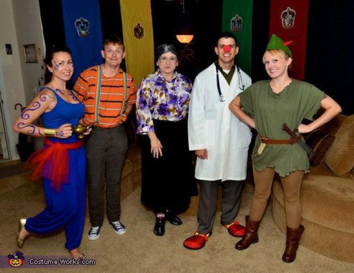 El PP vasco pide disculpas después de que un edil de Durango se disfrazara de nazi