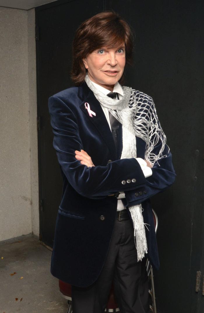 "Cambio de canal": La imagen sobre Camilo Sesto que le está costando duras críticas a 'Viva La Vida'