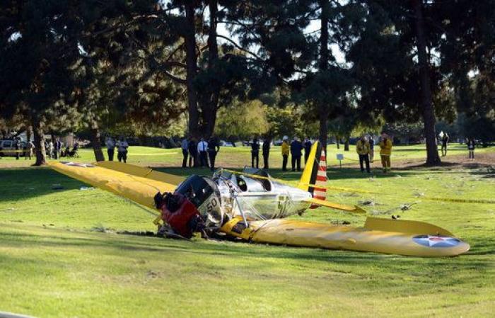 Harrison Ford, investigado por sobrevolar un avión de pasajeros con su avioneta
