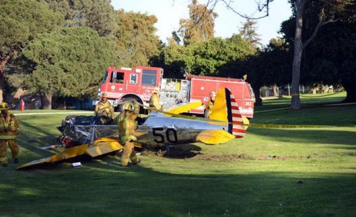 Harrison Ford, investigado por sobrevolar un avión de pasajeros con su avioneta