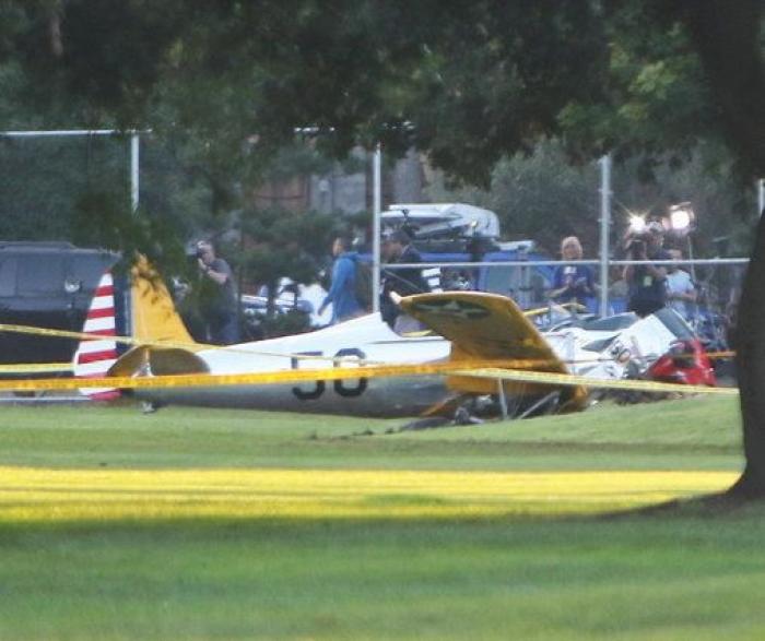 Harrison Ford, investigado por sobrevolar un avión de pasajeros con su avioneta
