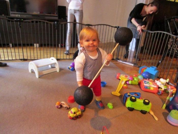 El problema lo tienes tú si ves algo malo en que un niño se pinte las uñas o se disfrace de princesa