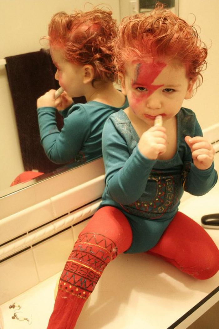 El problema lo tienes tú si ves algo malo en que un niño se pinte las uñas o se disfrace de princesa