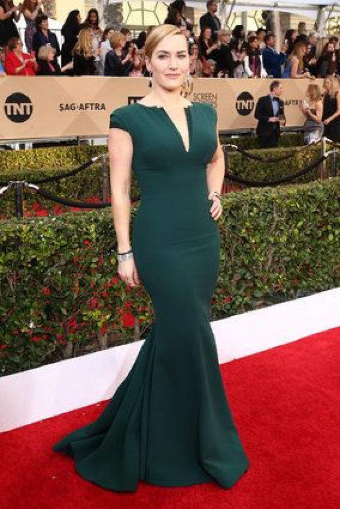 Sorpresa máxima: la cara de la actriz Sophie Turner al ver a Ryan Gosling en los premios SAG 2016