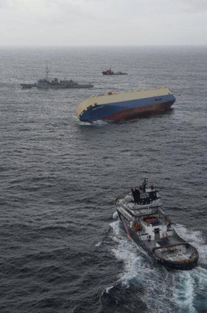 Las fotos del carguero que está a la deriva en el Golfo de Vizcaya
