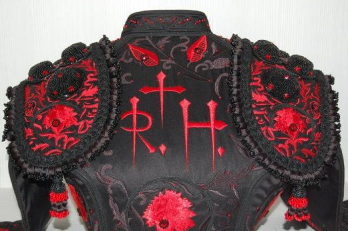 Twitter bloquea la cuenta de un torero por fomentar "placer sádico"