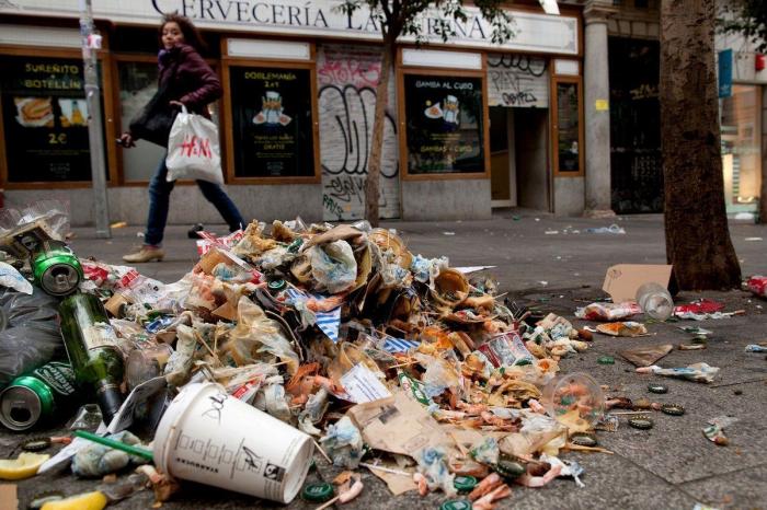 La huelga de limpieza de Madrid no tiene visos de acabar y la ciudad está así (FOTOS)