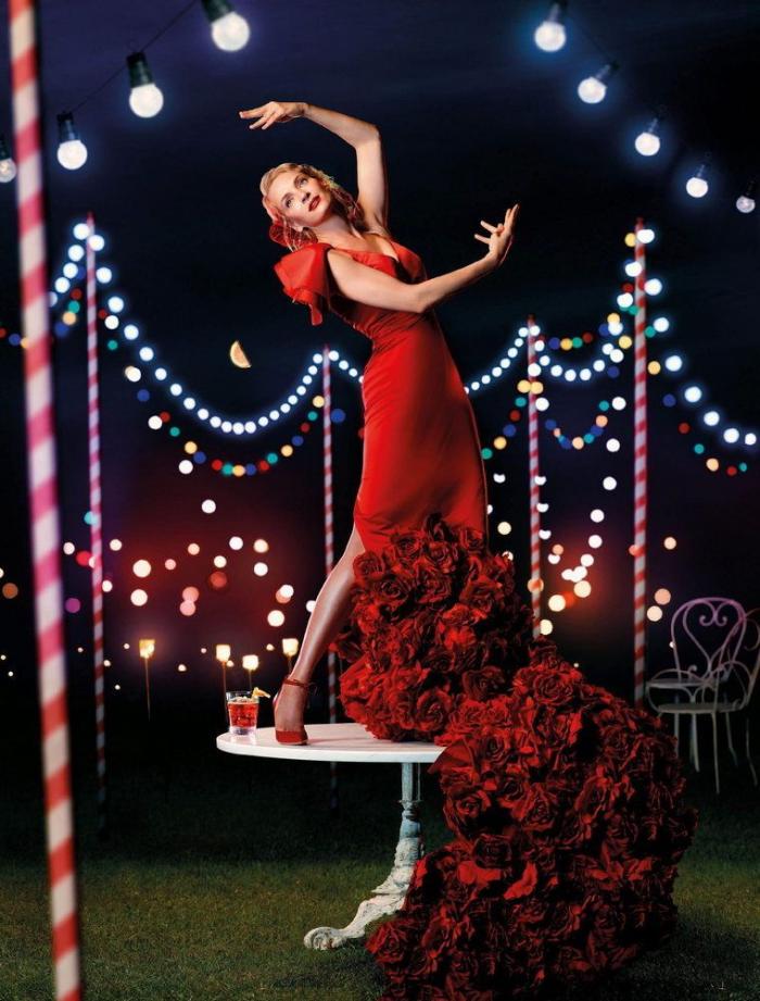 Uma Thurman: calendario Campari vestida de flamenca (FOTOS, VÍDEO)