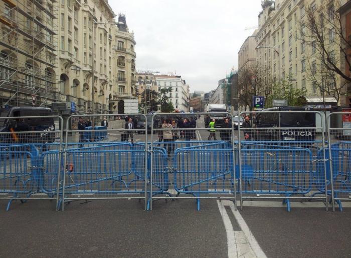 Ley de Seguridad Ciudadana: 8 imágenes del último año que serán delito el año que viene (FOTOS)