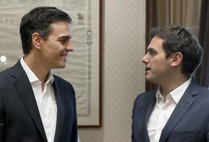 Sánchez y Rivera crearán un espacio de diálogo para la reforma constitucional
