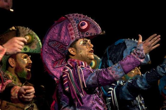 La final del Carnaval de Cádiz encumbra a Juan tras 11 horas de coplas