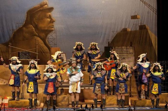 La final del Carnaval de Cádiz encumbra a Juan tras 11 horas de coplas