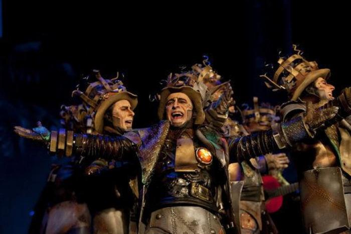 La final del Carnaval de Cádiz encumbra a Juan tras 11 horas de coplas