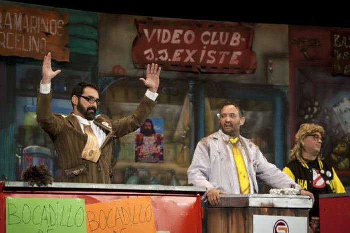 La final del Carnaval de Cádiz encumbra a Juan tras 11 horas de coplas