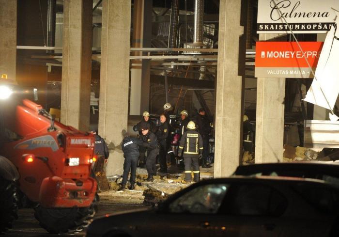El primer ministro de Letonia dimite por la tragedia del centro comercial de Riga