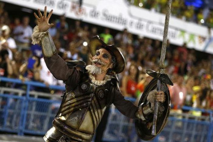 El invitado que no te esperas en el carnaval de Río de Janeiro