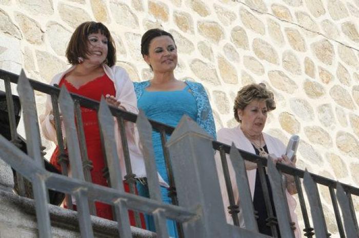 Lucía Pariente provoca un silencio incómodo en 'Sábado Deluxe' con esta broma sobre Juan Carlos I