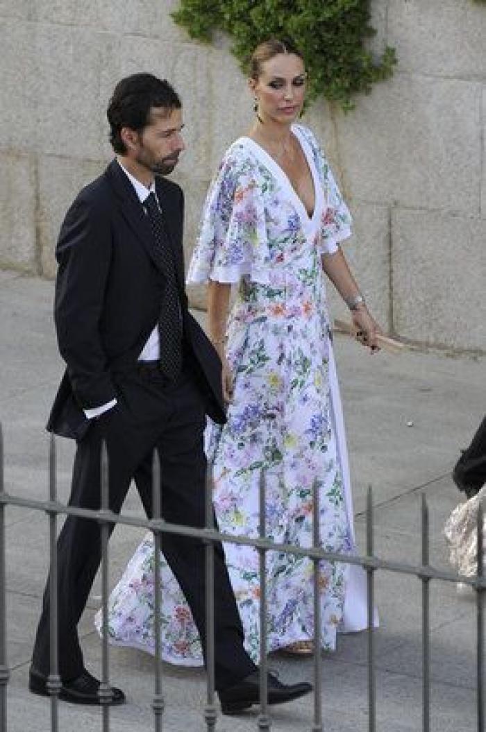 Lucía Pariente provoca un silencio incómodo en 'Sábado Deluxe' con esta broma sobre Juan Carlos I