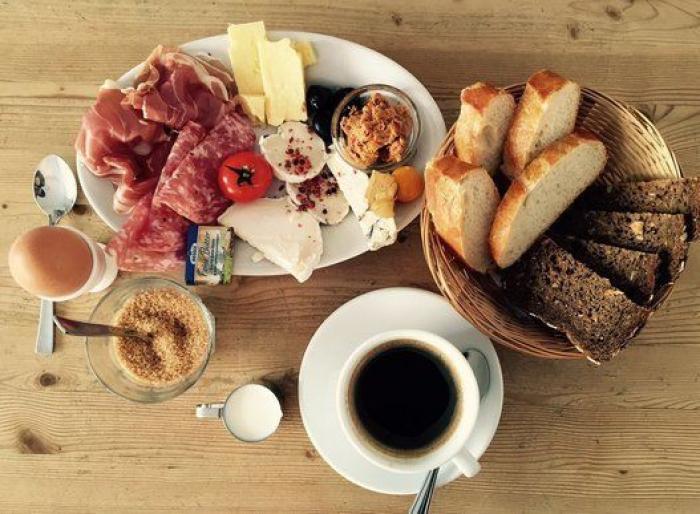 ¿De verdad es el desayuno la comida más importante del día?