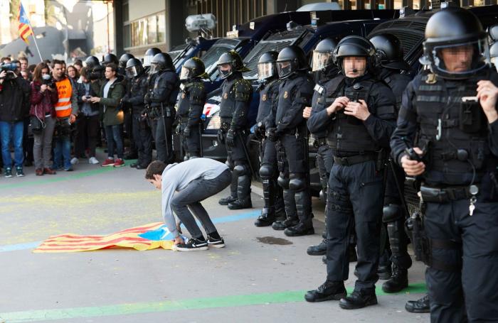 Hallan información sobre un cuartel, edificios estatales e infraestructuras críticas en la operación contra los CDR