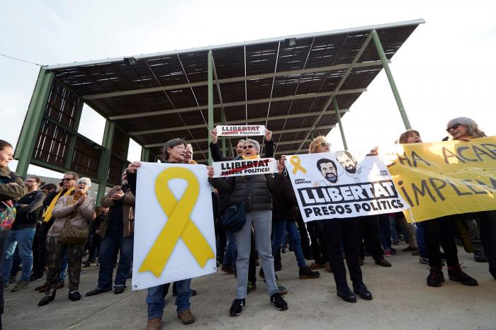 Hallan información sobre un cuartel, edificios estatales e infraestructuras críticas en la operación contra los CDR