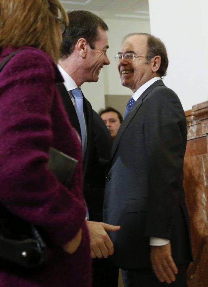 Rajoy descarta una reforma constitucional porque la del 78 está "en pleno vigor"