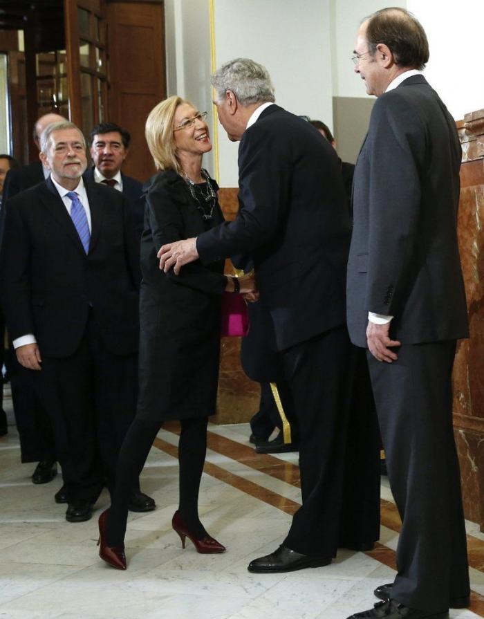 Rajoy descarta una reforma constitucional porque la del 78 está "en pleno vigor"