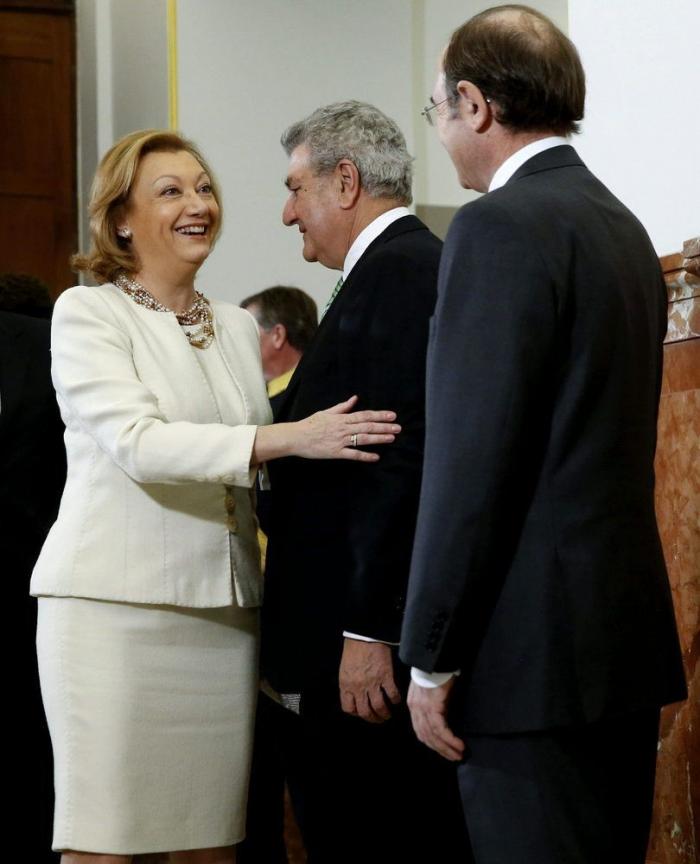 Rajoy descarta una reforma constitucional porque la del 78 está "en pleno vigor"