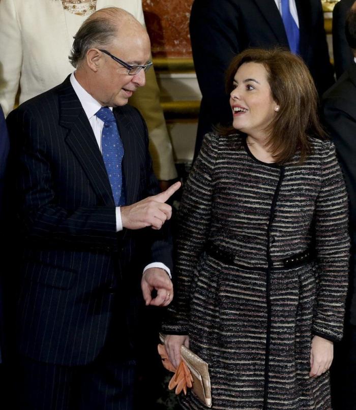 Rajoy descarta una reforma constitucional porque la del 78 está "en pleno vigor"