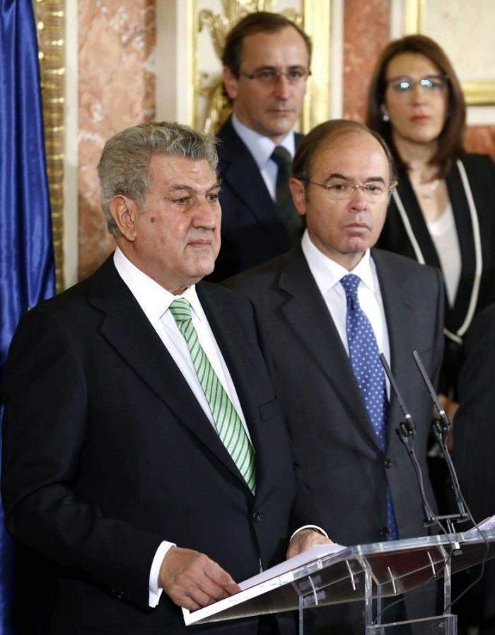 Rajoy descarta una reforma constitucional porque la del 78 está "en pleno vigor"