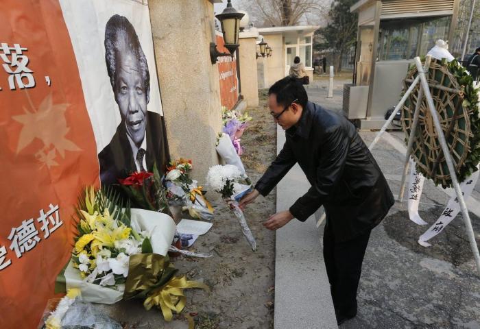 Despedida a Mandela: el mundo llora la muerte de Madiba y los líderes mundiales le rinden homenaje