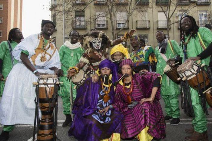 Denuncian el cartel de un Carnaval de Lanzarote por mostrar así a una niña de 9 años