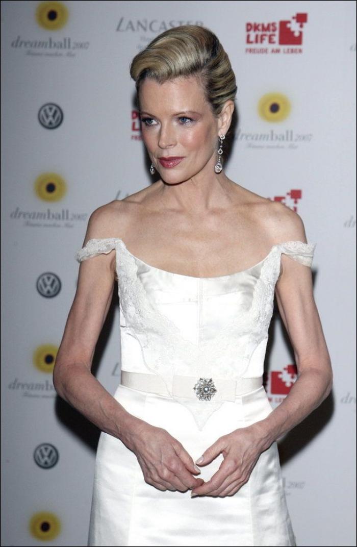 Kim Basinger cumple 60: su evolución, en fotos