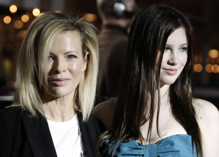 Kim Basinger cumple 60: su evolución, en fotos