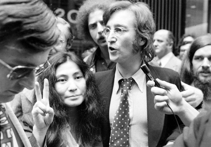 9 cosas que no sabías sobre las gafas de John Lennon