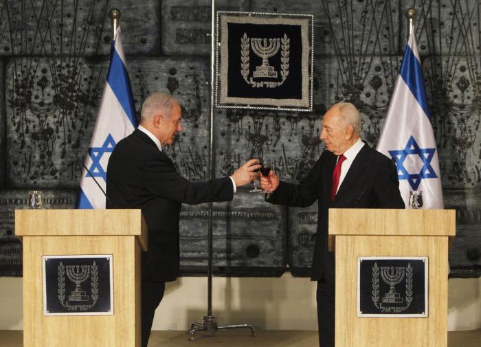 Los ausentes del funeral de Mandela: Del Dalai Lama a la reina Isabel II