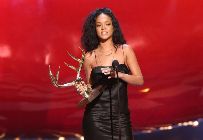 Éstos son los 10 famosos que más ganaron en el último año